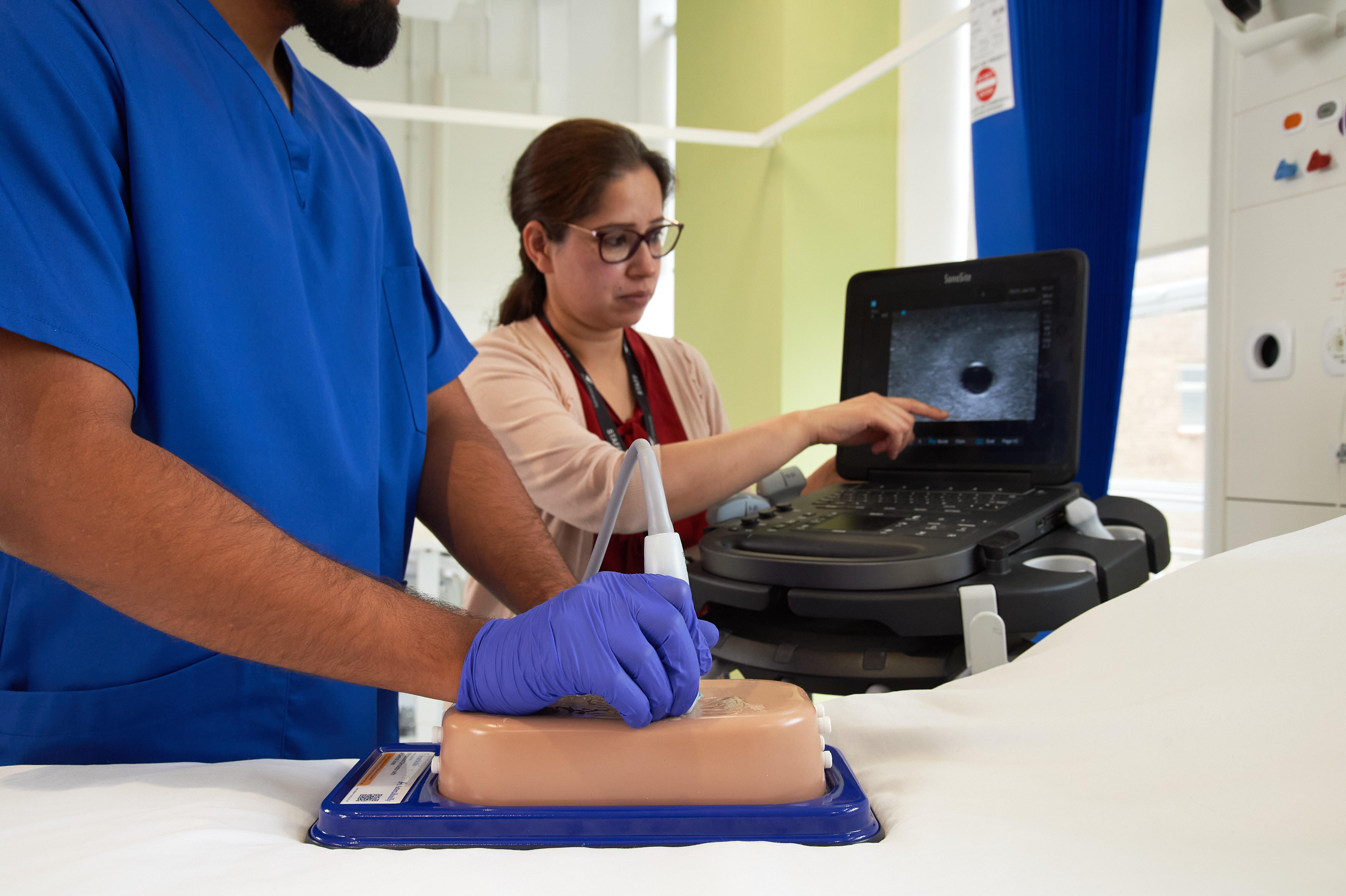 Ultrasound Simulator with 2 Femoral Access Routes, Light