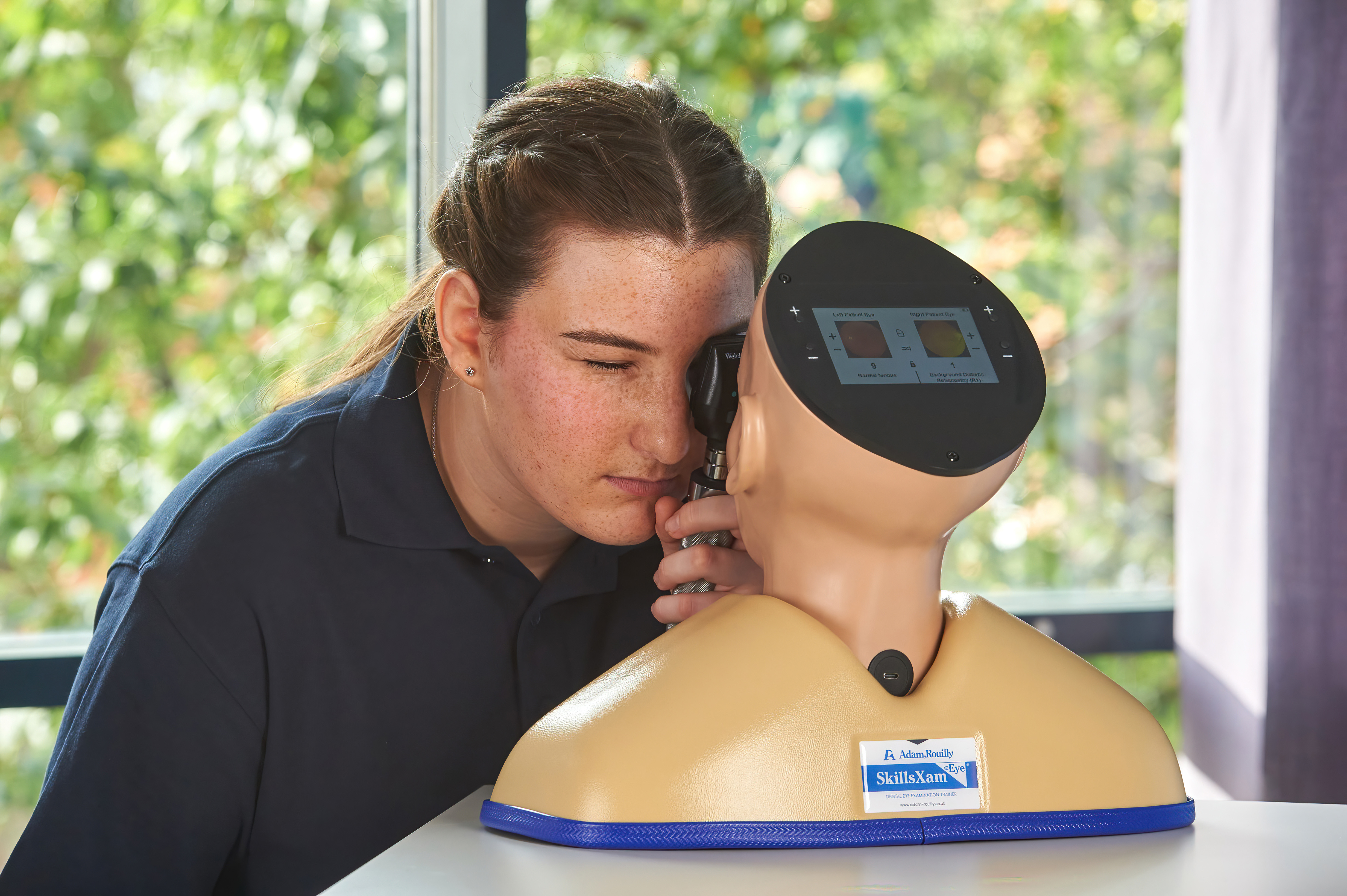 Enhanced Digital Eye Examination/Retinopathy Trainer, Light